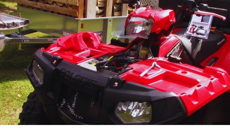 Charging an ATV battery with a trickle charger